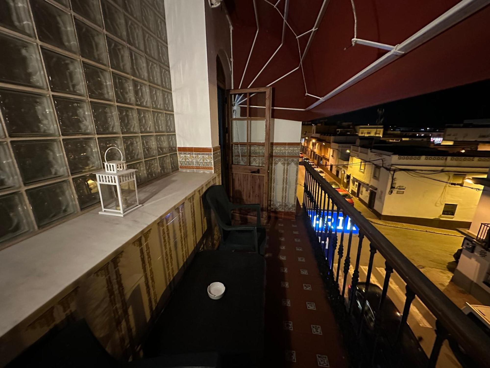 ホテル Hostal Tarik タリファ エクステリア 写真